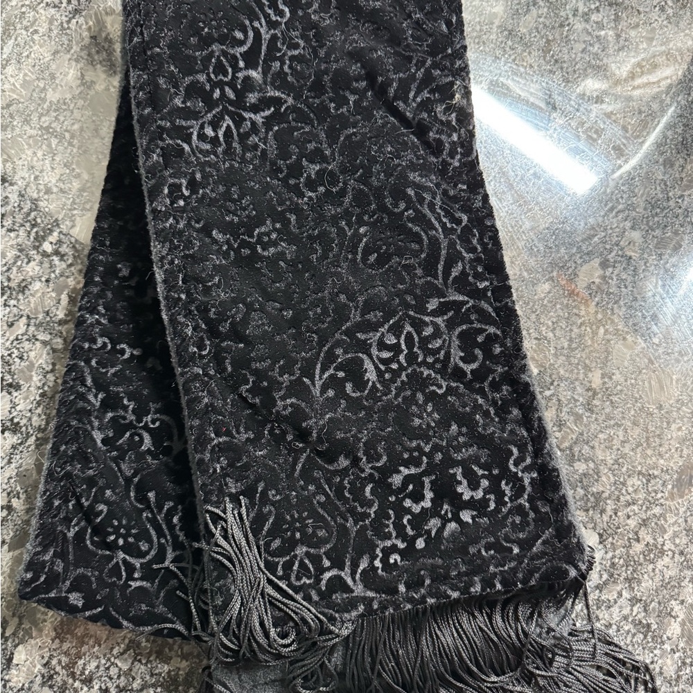 Talbots Patterned Scarf with Fringe